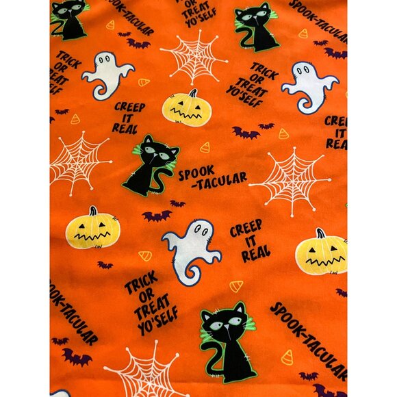 Halloween Spooky Scrub Top Medical Nursing Uniform Print Cats Ghosts Pumpkins - Picture 7 of 8